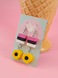 Englanninlaku-tuplakorvakorut